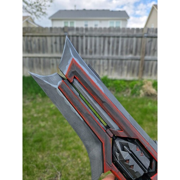 Hand Painted Valorant Kuronami Sheriff - Custom Handmade Gaming Cosplay Prop - Picture 6 of 8